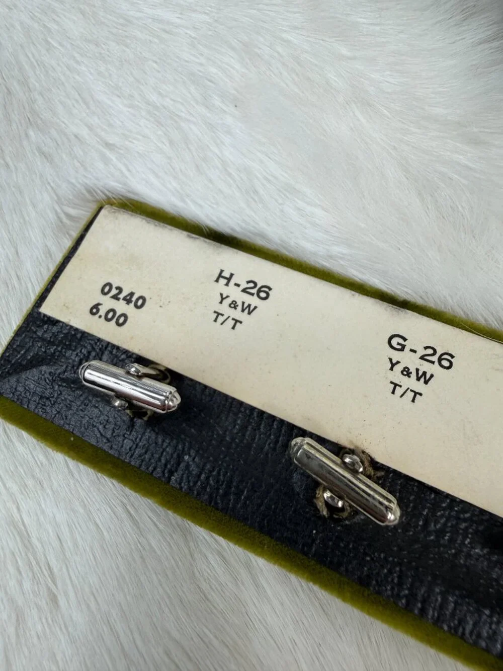 Vintage Silver Tone Cuff Link Sample Velour Salesman Set Singles